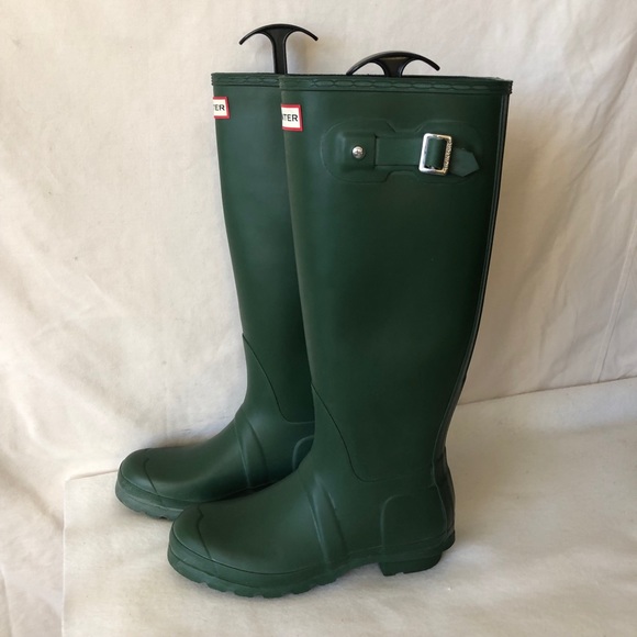 Hunter Shoes - US 8 HUNTER Tall Matte Rain Boots Wellies Green